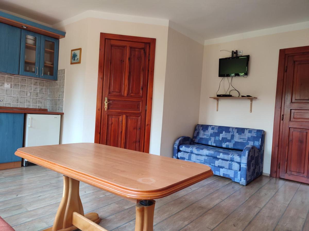 Apartmany Chribska Exterior photo
